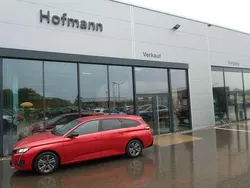 Rot Gebraucht 2024 Peugeot 308 Allure Kombi | 19.950 € (Superpreis)