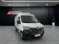 Weiß Gebraucht 2022 Renault Master Komfort Van | 18.999 € (Fairer Preis)