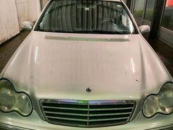 Silber Gebraucht 2004 Mercedes C200 Kombi | 950 € (Superpreis)