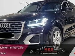 Brillantschwarz Gebraucht 2018 Audi Q2 Sport SUV | 17.900 € (Superpreis)