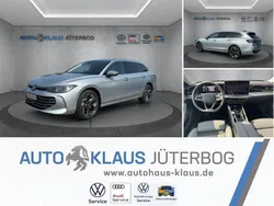 Oyster silver (silber) Neu 2024 VW Passat Elegance Kombi | 46.995 €