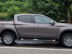 Braun Gebraucht 2016 Mitsubishi L200 Abholung | 18.500 € (Superpreis)