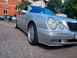 Silber Gebraucht 1999 Mercedes E430 Limousine | 9.900 € (Fairer Preis)