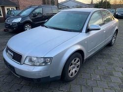 Silber Gebraucht 2001 Audi A4 Limousine | 1.499 € (Superpreis)