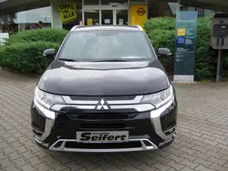 Pantherschwarz (p) Gebraucht 2018 Mitsubishi Outlander P-HEV Edition SUV | 19.970 € (Fairer Preis)