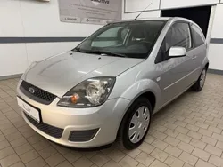 Silber Gebraucht 2007 Ford Fiesta Style Kleinwagen | 1.990 € (Fairer Preis)