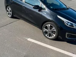 Schwarz Gebraucht 2018 Kia Ceed Platinum Edition Kombi | 12.500 €