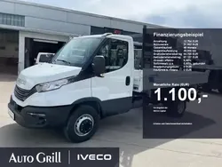 Weiss weiss Neu 2025 Iveco Daily | 77.219 €