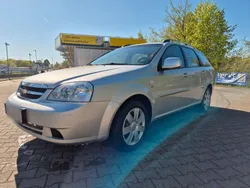 Silber Gebraucht 2011 Chevrolet Nubira Kombi | 3.699 €