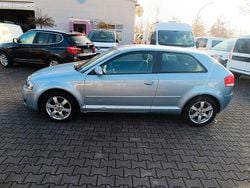 Blau Gebraucht 2003 Audi A3 Attraction Limousine | 1.990 € (Superpreis)