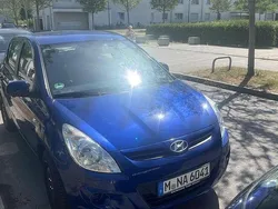Blau Gebraucht 2010 Hyundai i20 Classic Limousine | 2.999 € (Guter Preis)