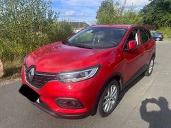 Rot Gebraucht 2019 Renault Kadjar LIMITED SUV | 15.300 € (Fairer Preis)