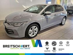 Grau Gebraucht 2024 VW Golf VIII Life Limousine | 27.950 € (Etwas zu teuer)