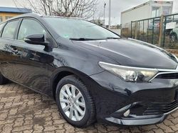 Schwarz Gebraucht 2016 Toyota Auris Touring Sports Comfort Kombi | 7.000 € (Superpreis)