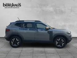 Dolomitgrau metallic Gebraucht 2025 Dacia Duster Extreme SUV | 30.655 € (Etwas zu teuer)