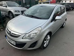 Silber Gebraucht 2011 Opel Corsa Selection Limousine | 5.500 € (Fairer Preis)