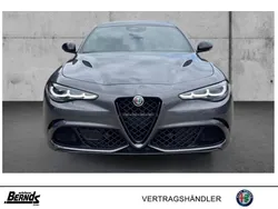 Grau Neu 2025 Alfa Romeo Giulia Quadrifoglio Limousine | 80.985 € (Superpreis)