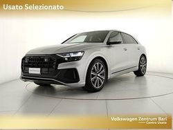 Argento Gebraucht 2022 Audi Q8 Comfort SUV | 55.800 € (Superpreis)