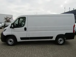 Weiss / außenfarbe kaolin weiß Neu 2025 Peugeot Boxer Van | 27.990 € (Guter Preis)