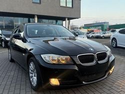 Schwarz Gebraucht 2009 BMW 320 Kombi | 4.300 € (Guter Preis)