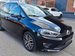 Schwarz Gebraucht 2016 VW Golf Sportsvan Allstar Van / Kleinbus | 12.700 € (Guter Preis)