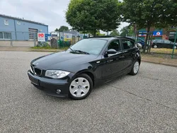 Schwarz Gebraucht 2005 BMW 116 Kleinwagen | 4.499 €