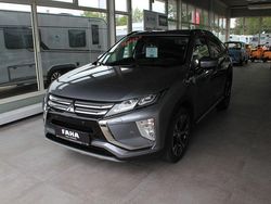 Grau Gebraucht 2018 Mitsubishi Eclipse Cross Edition SUV | 14.990 € (Fairer Preis)