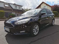 Schwarz Gebraucht 2016 Ford Focus Business Edition Limousine | 8.800 €