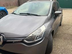 Grau Gebraucht 2016 Renault Clio IV Intens Limousine | 3.599 € (Superpreis)