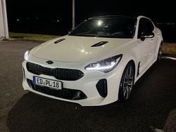 Weiß Gebraucht 2018 Kia Stinger GT Kleinwagen | 21.800 € (Guter Preis)