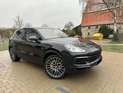Schwarz Gebraucht 2018 Porsche Cayenne SUV | 54.000 €