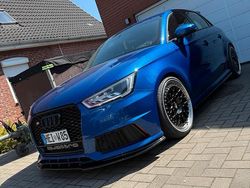 Blau Gebraucht 2017 Audi RS3 Performance Kleinwagen | 21.000 €