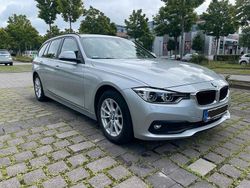 Silber Gebraucht 2018 BMW 318 Kombi | 15.350 € (Superpreis)