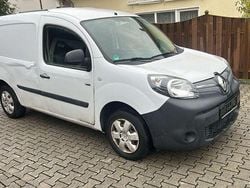 Mineral weiss Gebraucht 2017 Renault Kangoo Van / Kleinbus | 5.990 € (Superpreis)