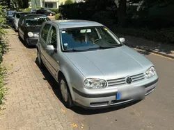 Silber Gebraucht 2003 VW Golf IV Limousine | 1.500 € (Fairer Preis)