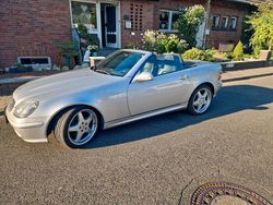 Silber Gebraucht 2002 Mercedes SLK200 Cabrio | 6.500 €