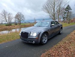 Grau Gebraucht 2025 Chrysler 300C Limousine | 4.000 €