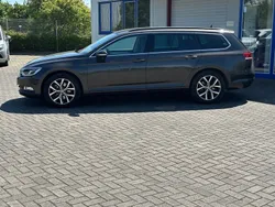 Schwarz Gebraucht 2017 VW Passat Comfortline Kombi | 19.980 € (Fairer Preis)