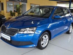 Blau Gebraucht 2021 Skoda Fabia Ambition Limousine | 10.880 € (Guter Preis)