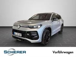 Oyster silver metallic (metallic) Gebraucht 2025 VW Tayron R-line SUV | 62.990 € (Guter Preis)
