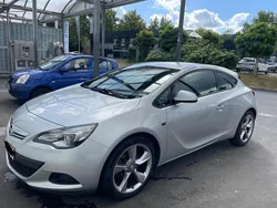 Grau Gebraucht 2011 Opel Astra GTC Coupé | 6.499 € (Teuer)