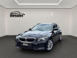 Schwarz Gebraucht 2021 BMW 320 Sport Line Kombi | 22.500 € (Etwas zu teuer)