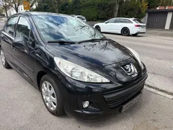 Schwarz Gebraucht 2011 Peugeot 207 Urban Move Limousine | 2.699 € (Fairer Preis)