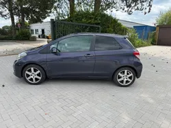Violet Gebraucht 2012 Toyota Yaris Club Limousine | 4.390 € (Superpreis)