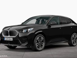 Schwarz Gebraucht 2024 BMW iX2 Luxury Line SUV | 41.790 € (Superpreis)