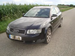 Schwarz Gebraucht 2001 Audi A4 Kombi | 799 € (Guter Preis)