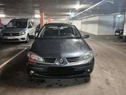 Grau Gebraucht 2006 Renault Laguna II Initiale Paris Kombi | 2.450 € (Teuer)