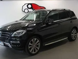 Obsidianschwarz metalliclack Gebraucht 2015 Mercedes ML350 SUV | 19.490 € (Guter Preis)