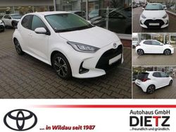Super white 2 Gebraucht 2024 Toyota Yaris Team Kleinwagen | 23.990 € (Fairer Preis)