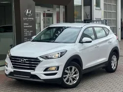 Polar white / sol Gebraucht 2018 Hyundai Tucson Trend SUV | 19.990 € (Fairer Preis)